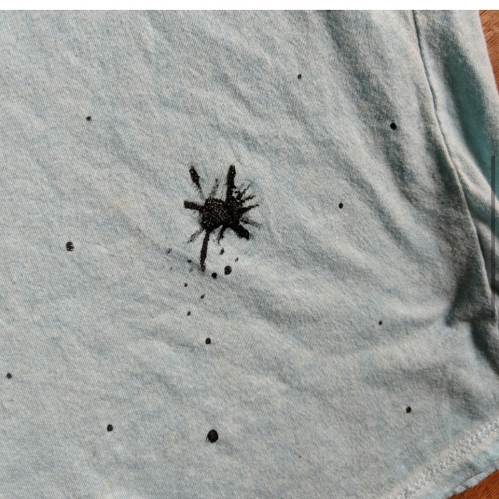 FOREVER 21 • Hand painted Vegan Sleeveless Muscle Tee - Picture 4 of 6
